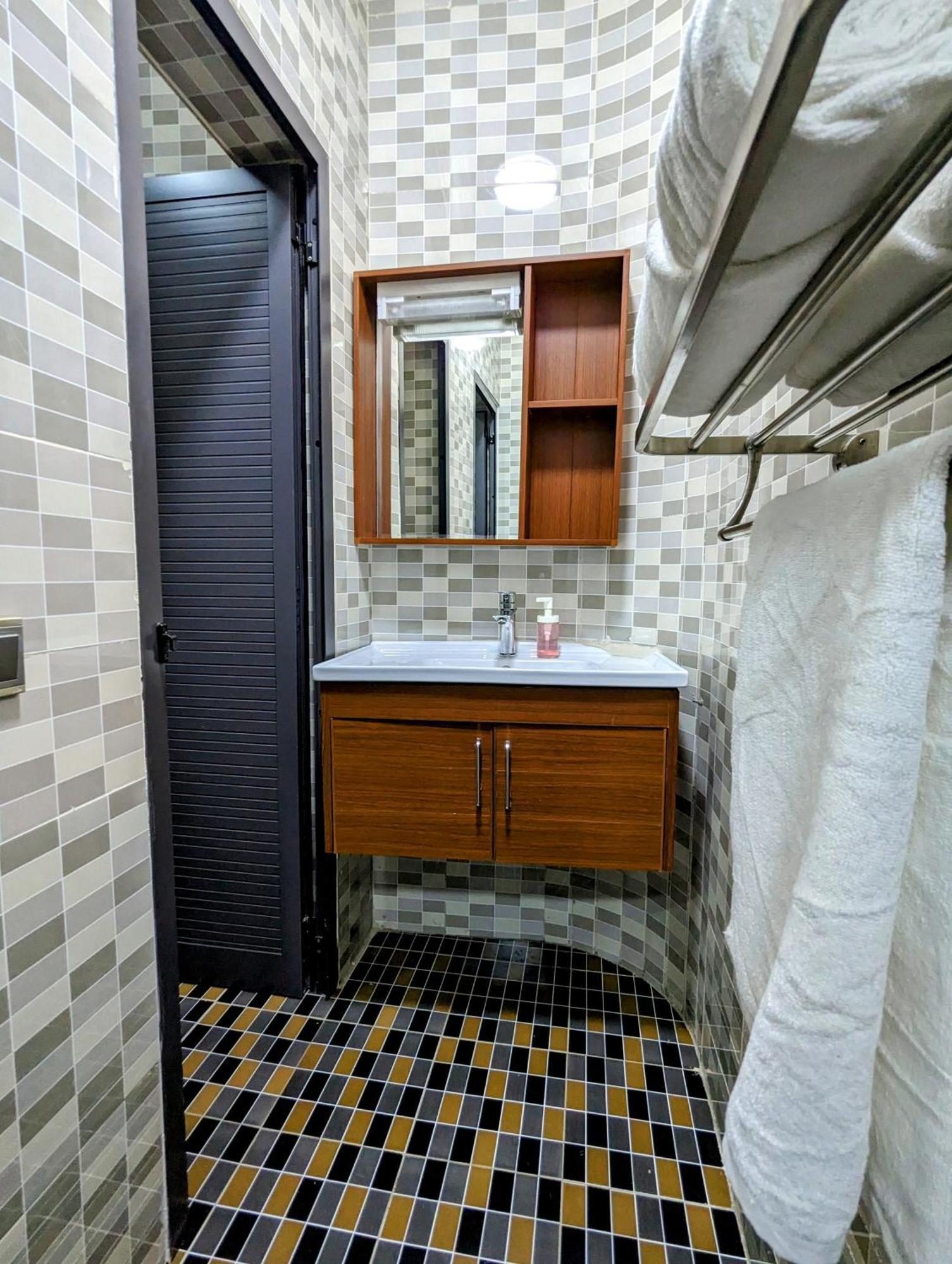 Les Ombrelles Appart'Hotel Cotonou Bagian luar foto